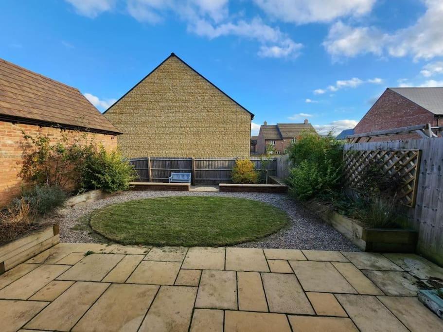 Langford House, 3Bedroom, Netflix, Parking, Wifi Long Hanborough エクステリア 写真