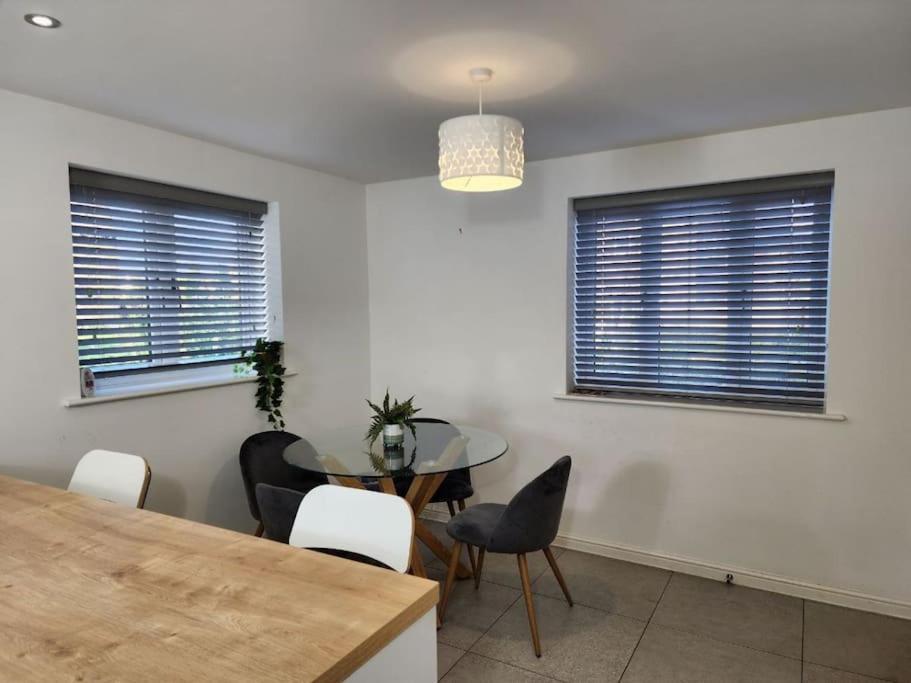 Langford House, 3Bedroom, Netflix, Parking, Wifi Long Hanborough エクステリア 写真